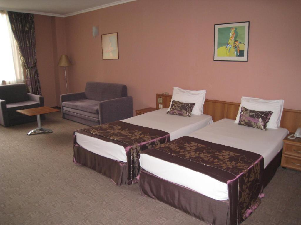 Hotel Real Пловдив Номер фото